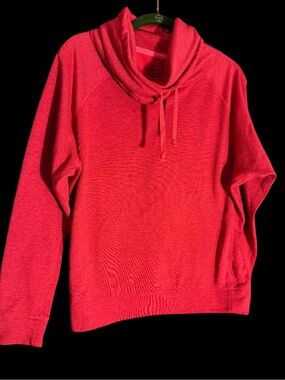 Nike Dri-FIT Obsessed Infinity Coverup Funnel Neck Red Sweatshirt Sz M